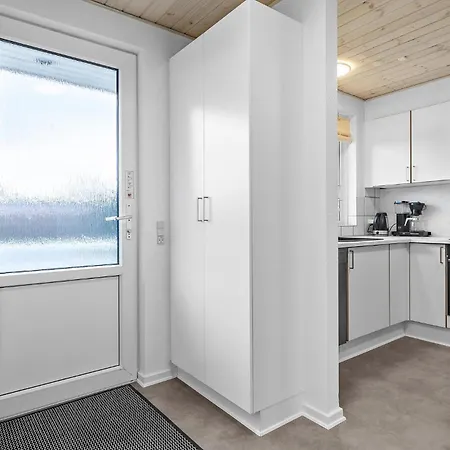 Semesterbostad 4 Bedroom In *