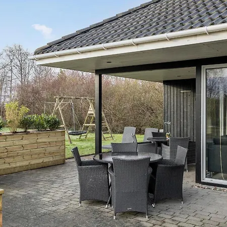 4 Bedroom In Semesterbostad *
